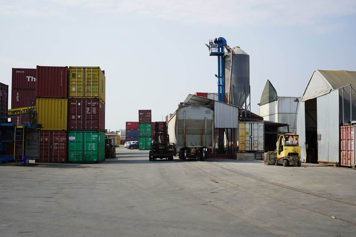 How Containers Are Cleaned After Transporting Grain